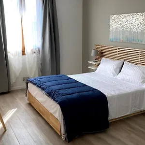 Foresteria House 1 לינה וארוחת בוקר