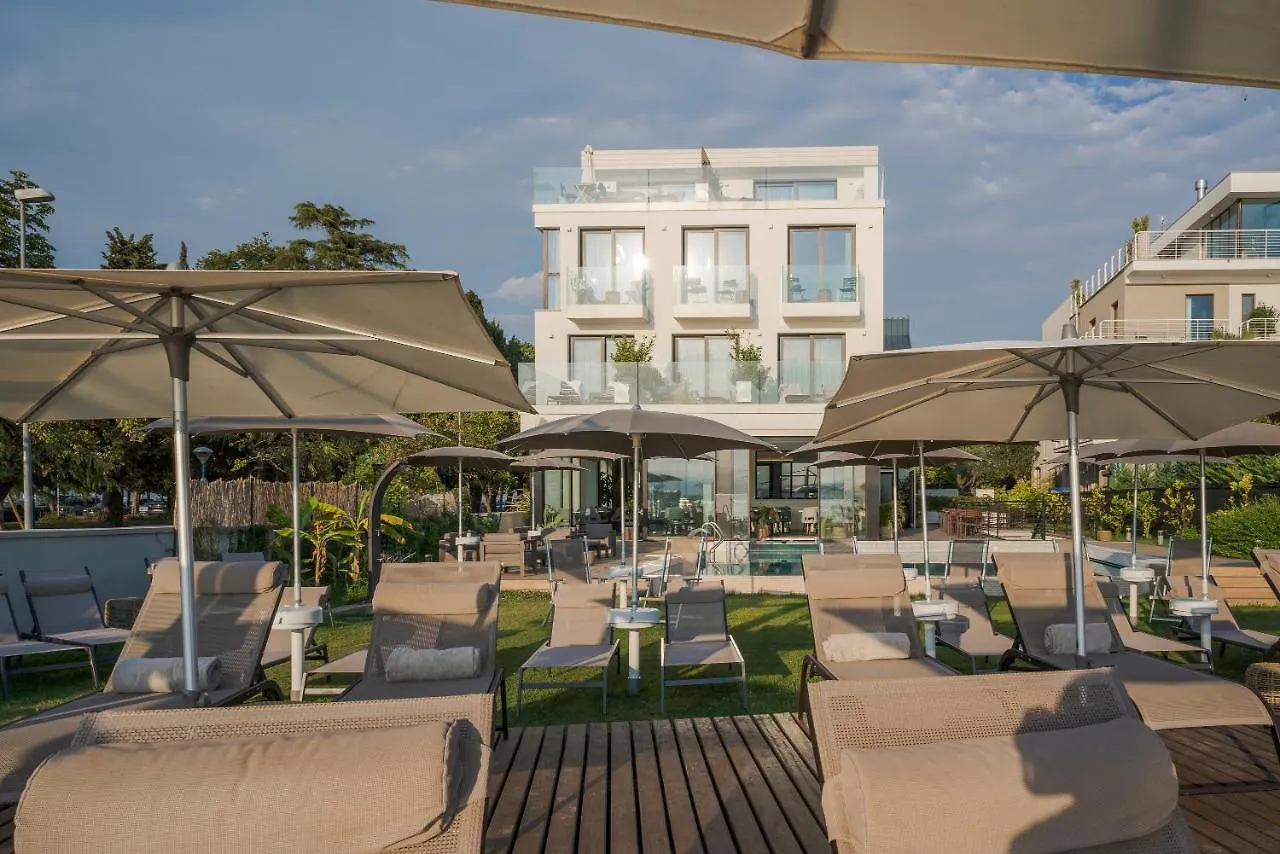 Hotel Vinci Sirmione 4*,  Italia